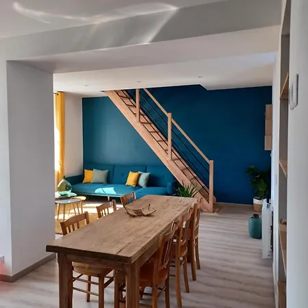 Maison Cosy 5 Minutes Du Centre 度假居 *